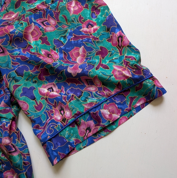 Vintage Floral Inner Sense Robe - Picture 5 of 8